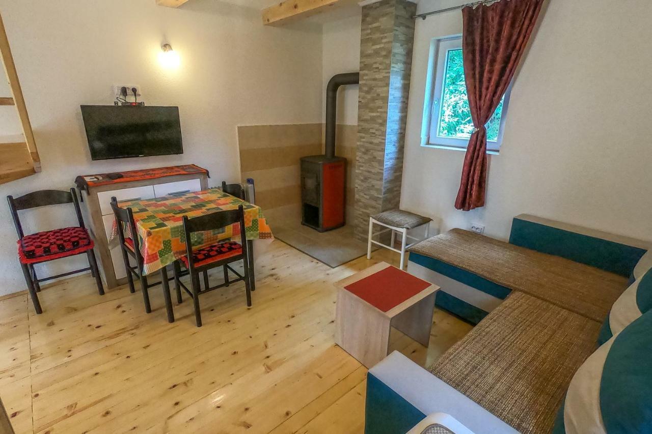 Small Montenegro Zabljak  Ngoại thất bức ảnh